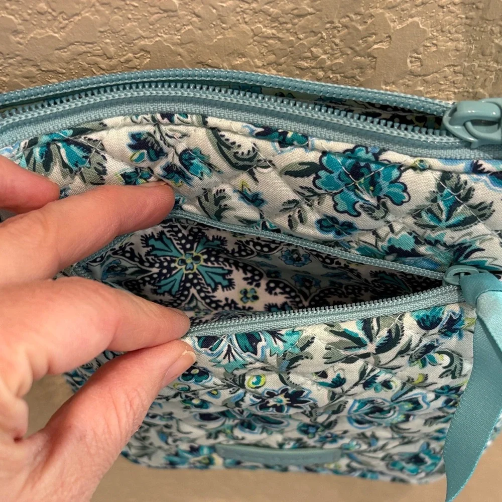 Vera Bradley Blue Floral Crossbody Bag - Picture 8 of 11